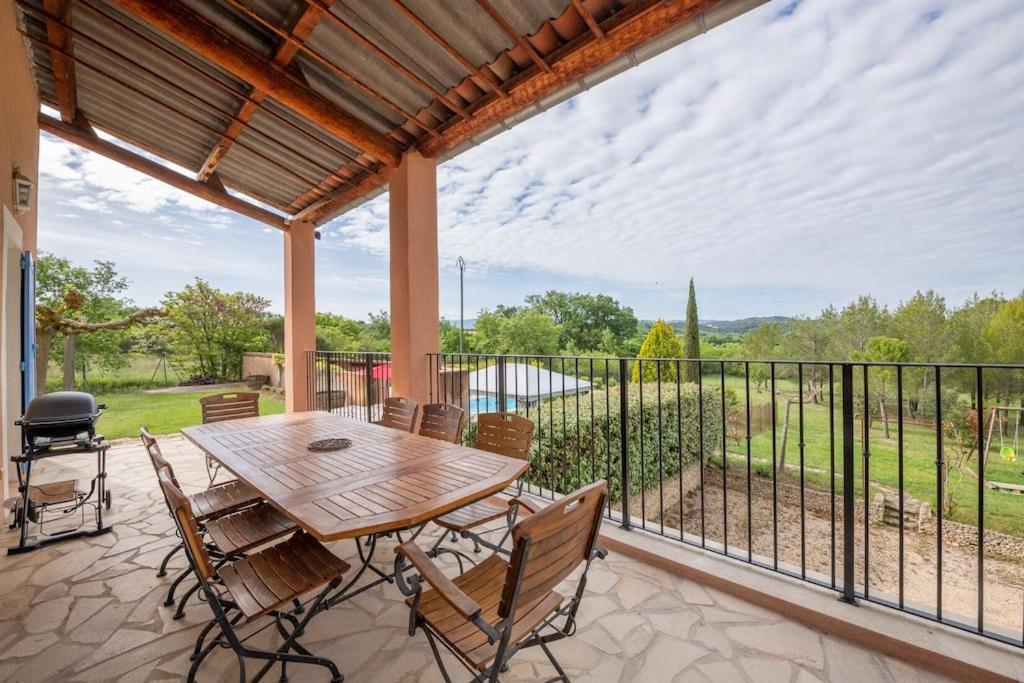 Le Mas Du Miel D'Or, 12 Pers, Au Coeur Du Luberon, Air-Conditionne, Piscine, Propriete De 5000 M2 Villa Villars  Esterno foto